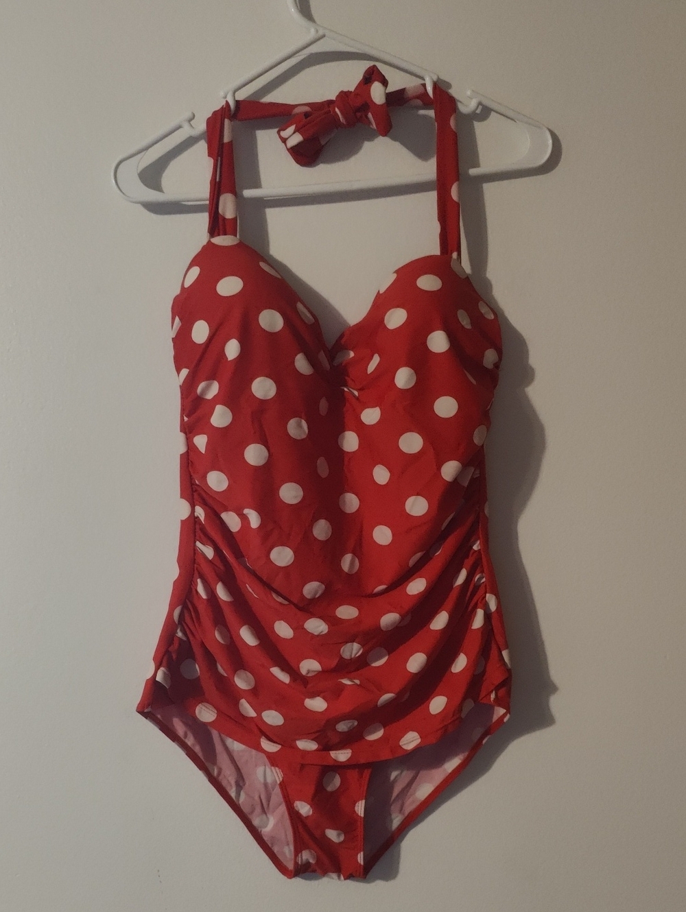 COCOSHIP Red Polka Dot Halter One-Piece Swimsuit